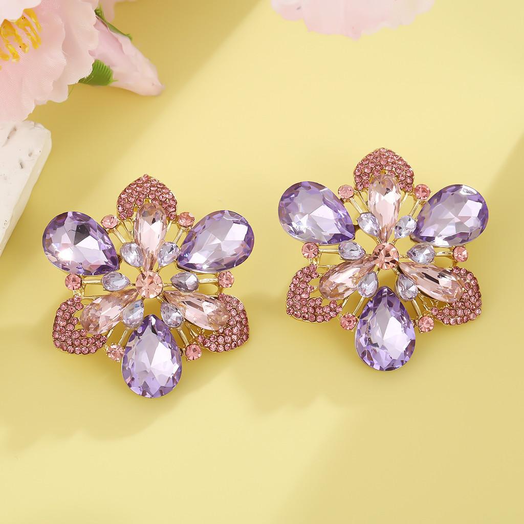 Minimalist Floral Drop Earrings With Geometric Alloy Design For Wedding And Party Wear