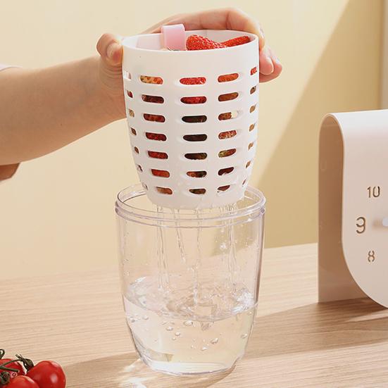 650ML Picnic Salad Box Fruit Cup with Fork Double-Layer Quick-Draining Leak-Proof Compact Sealed Food Storage Containers for Travel Picnic Camping
