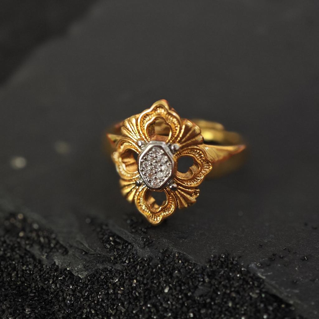 Italian Brushed Craft Cloth Qi Lati Retro Court Style Cross Flower Ring Women'S Diamond Four-Leaf Clover Ring