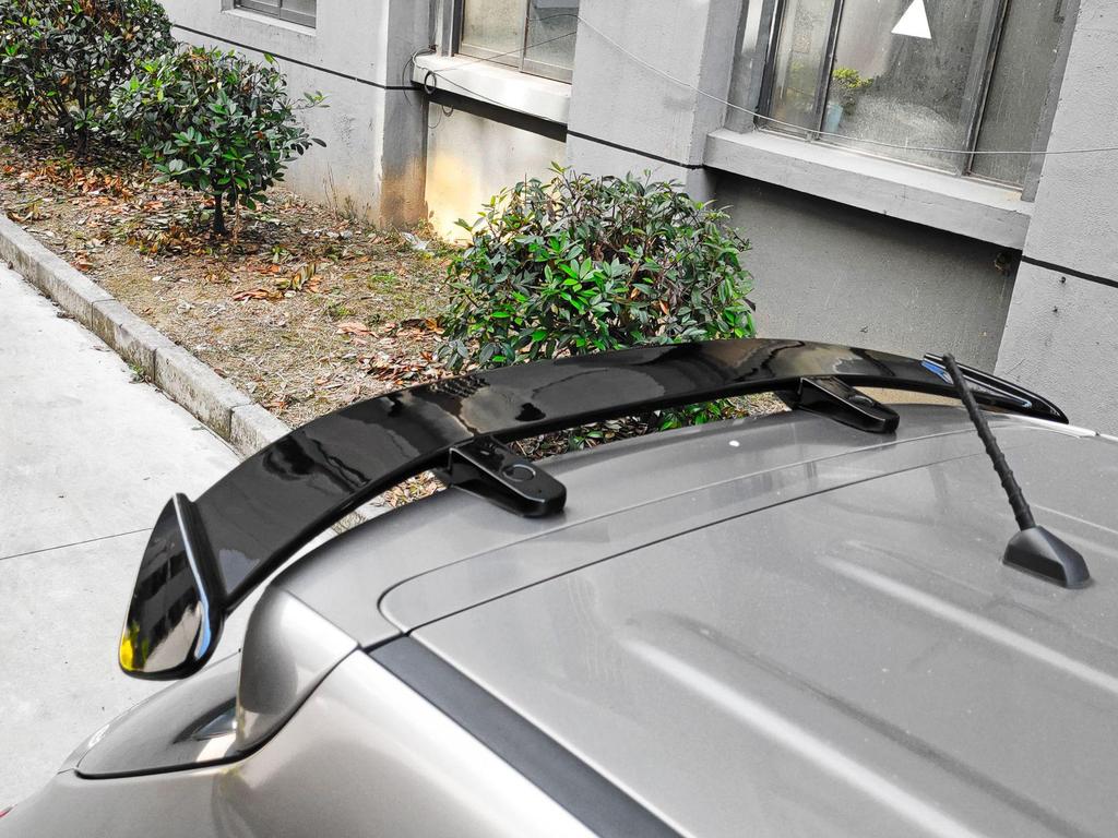Universal Rear Spoiler & Wind Deflector for Hatchbacks