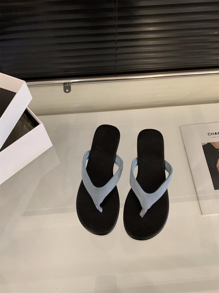 Flat Bottom Pinch Flip-flops Shoes Women's Shoes New Outer Wear Seaside Beach Small Sandals Sandals