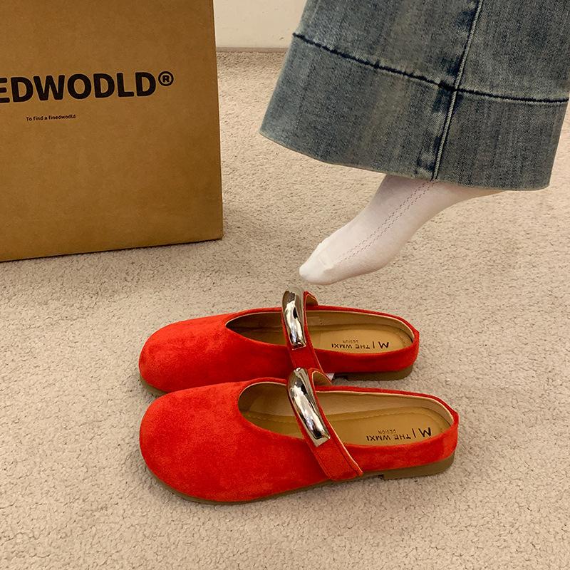 

Полутапочки одинарная обувь женские 2025 весна и лето новые металлическая пряжка туфли Мэри Джейн нишевый стиль полушлепки 40 красный