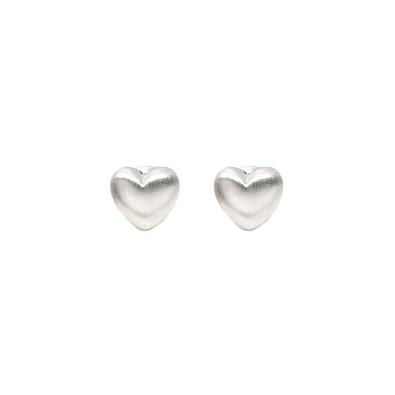 Niche light luxury handmade brushed love pearl stud earrings female, silver needles two wearing retro versatile earrings earrings