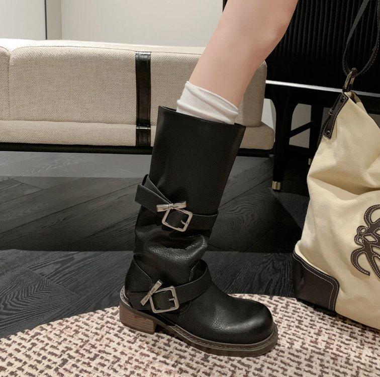 

2025 новые корейские ретро старые пряжки для ремня полусапоги рыцарские женские на толстой подошве нишевые сапоги на платформе ботинки Мартин 40