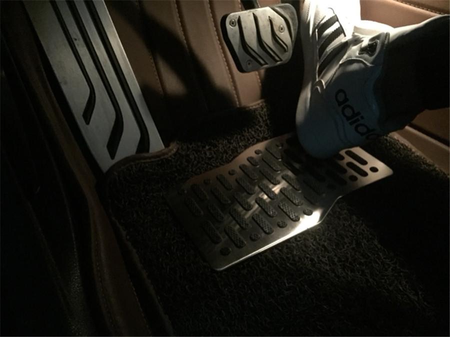 Universal Car Truck Floor Mats Stainless Steel Heel Plate Pedal  Carpet Pad Plat