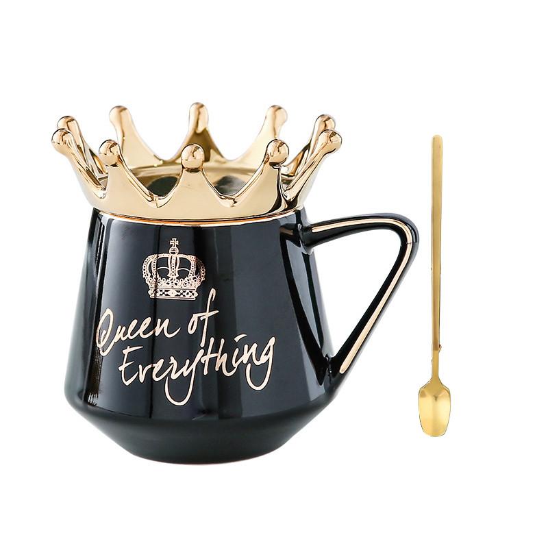 

Крышка-корона имеет ручку-ложку для кружки, бытовая чашка для воды для чая и кофе