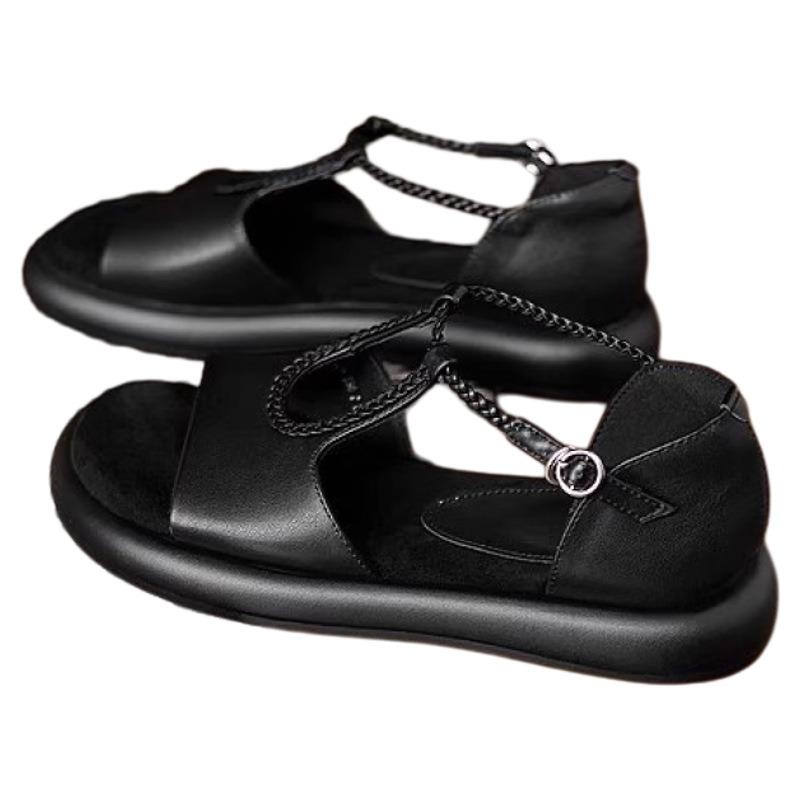 New Retro Shoes Versatile Flat Beach Slippers
