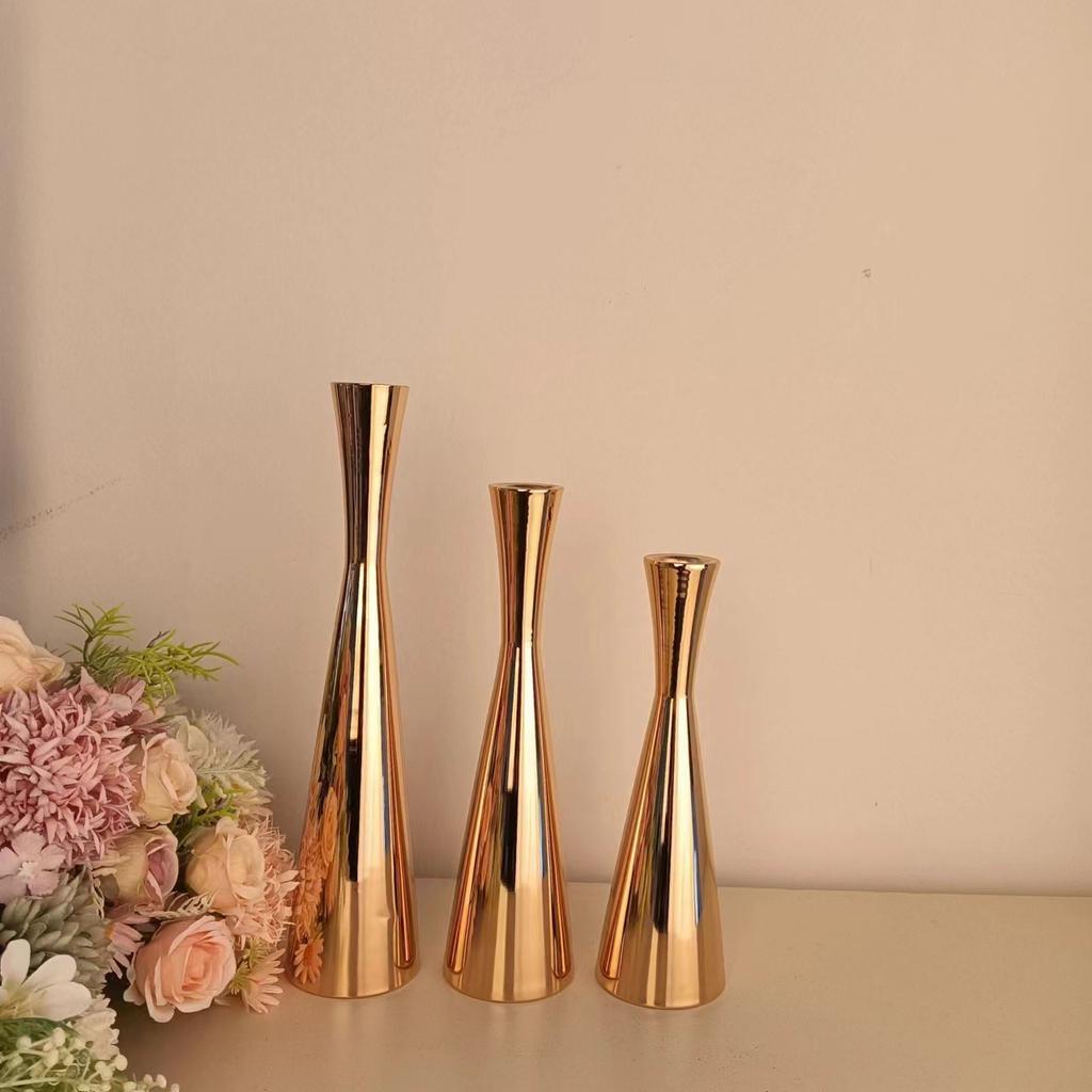 Creative Iron Candlestick, Waist-Slimming Art Decoration, Home Decoration