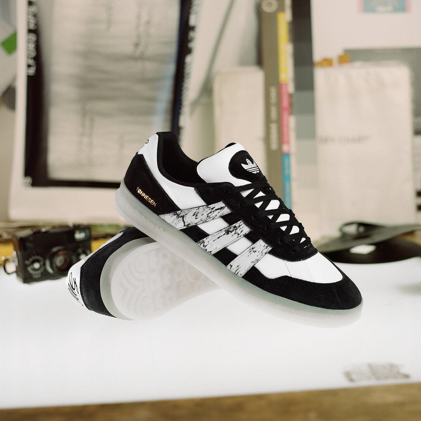 adidas Aloha Super Густав Тённесен 36