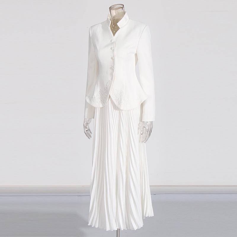 Elegantní oblek ve francouzském stylu: 2025 3D Vyšívaná bunda a Plisovaná sukně s vysokým pasem Dvoudílný