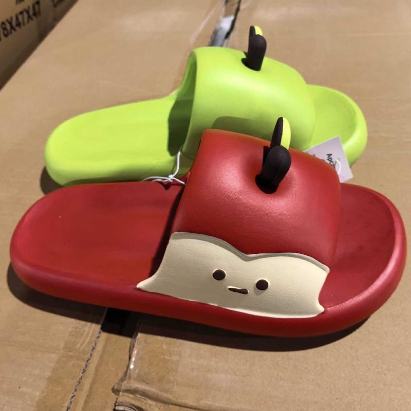 Fashion 2025 New Cute Apple Slippers For Women Men Summer Platform Shoes Soft EVA Anti-slip Couples Indoor Beach Slides Street Sandals