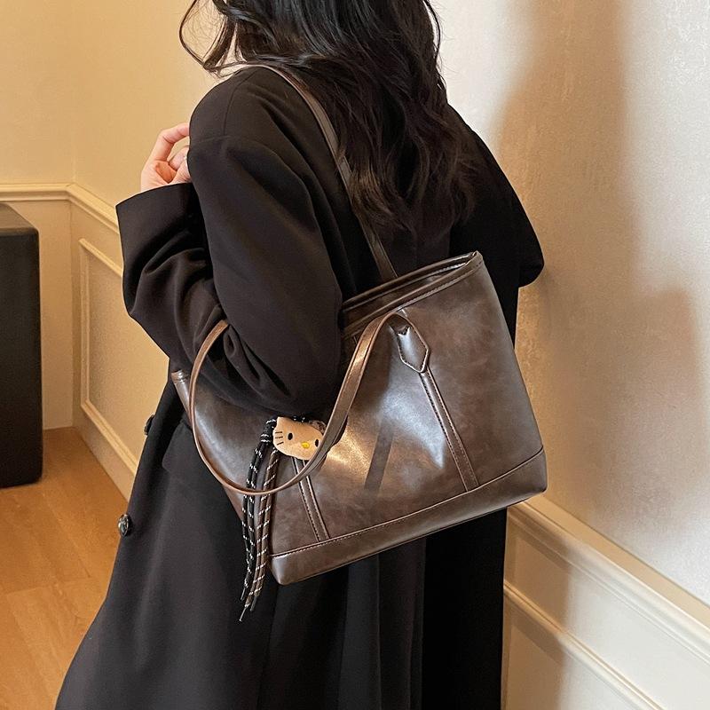 Retro large-capacity tote bag women's 2025 autumn and winter new armpit bag texture shoulder large bag casual foreign trade bag