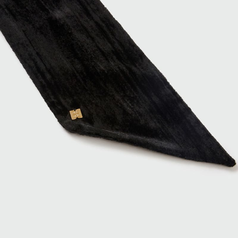 EENK ZUIE Textured Scarf - Black
