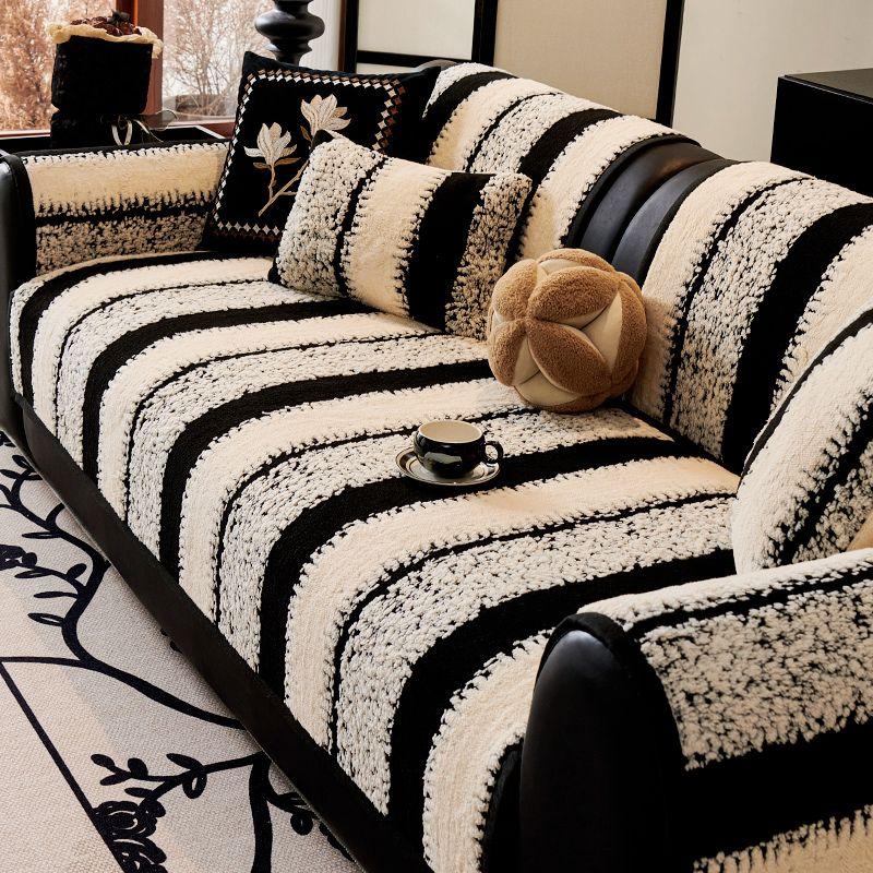 1pc Thickened Warm Plush Sofa Cover Soft Fleece Non-Slip Breathable Sofa Protector for Living Room, Bedroom, Office, Home Decor, Fits 3-4-5 Seat Sofas
