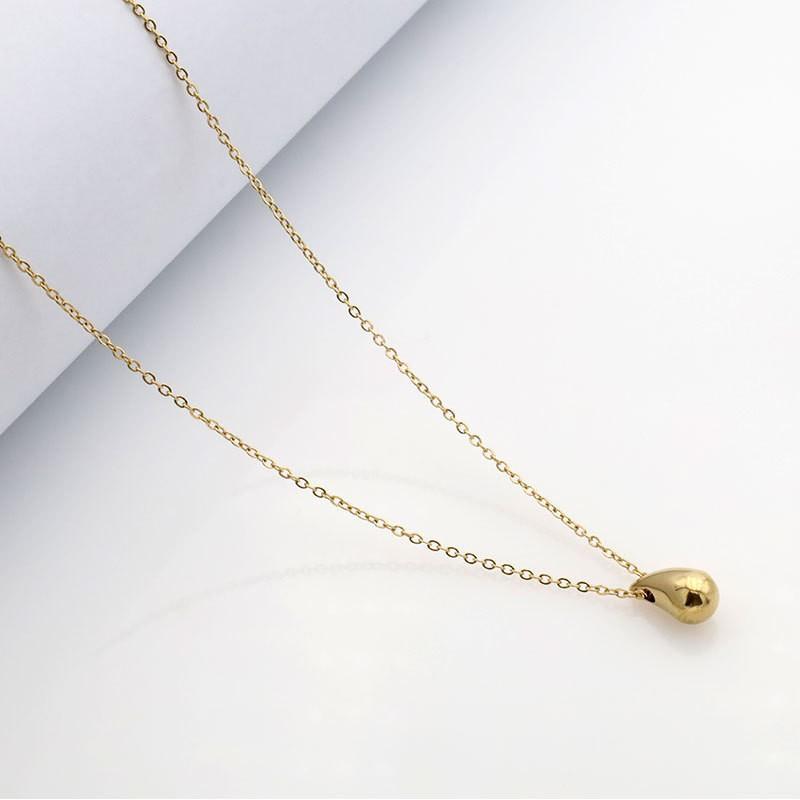 Light Luxury Design Square Necklace Women'S Collarbone Chain Fashionable Versatile Autumn And Winter Sweater Chain