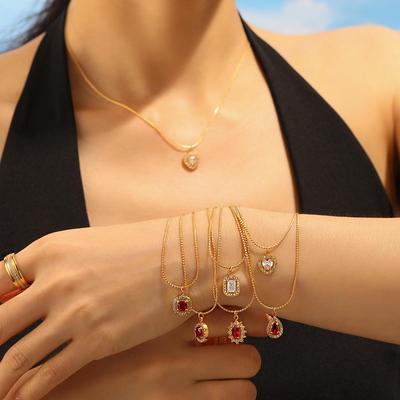 French-inspired Zirconia Heart Pendant 18K Gold-plated Titanium Steel Necklace - Simple & Versatile Choker