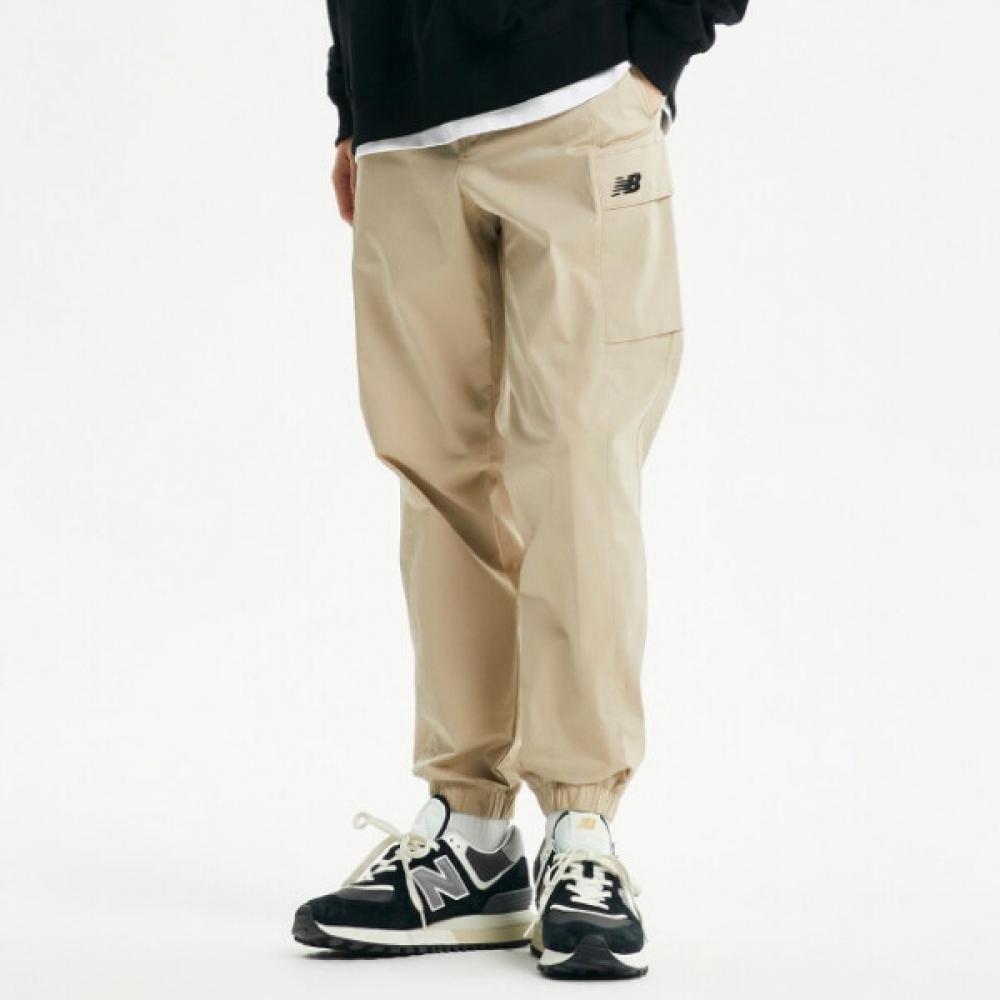 

New Balance New Balance Pants Eqs Nbnte21013 35 Uni Essential Woven Cargo 85