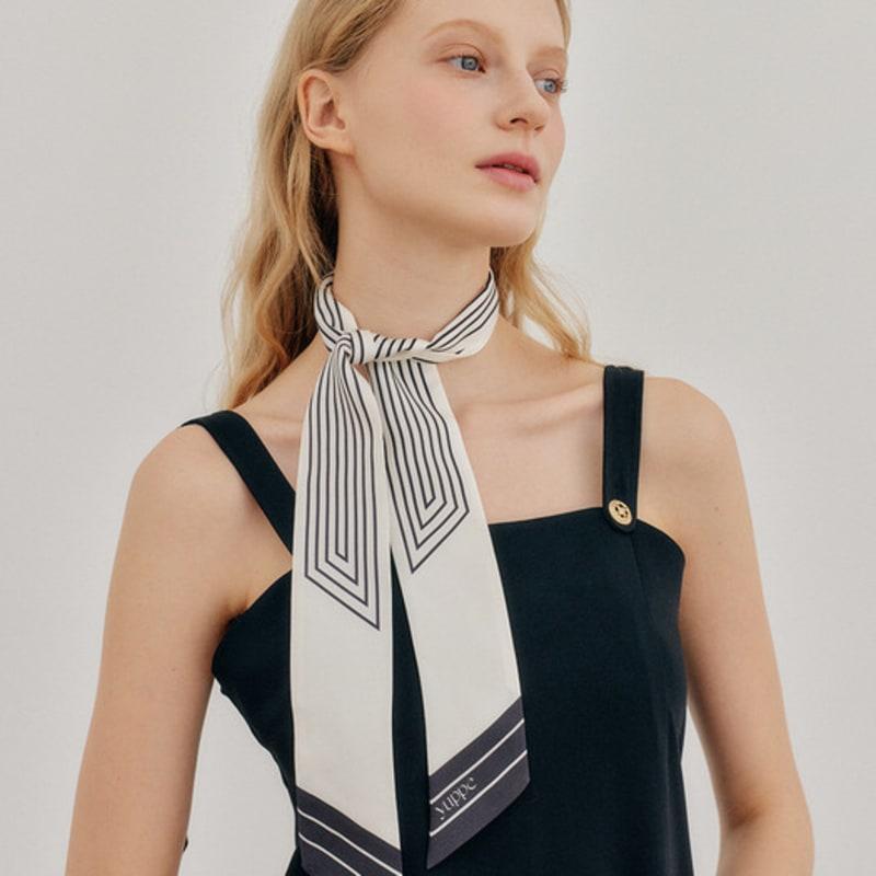 YUPPE SQUARE TWILLY SCARF_BLACK