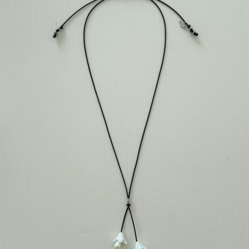 FANTASTIC PLANET lily string necklace