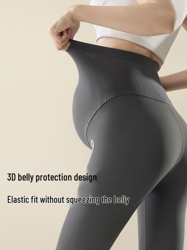 Maternity Shark-Patterned Leggings: Wearable as Yoga Pants, with Fleece Lining for Warmth in Autumn/Winter. Non-Constrictive Design.