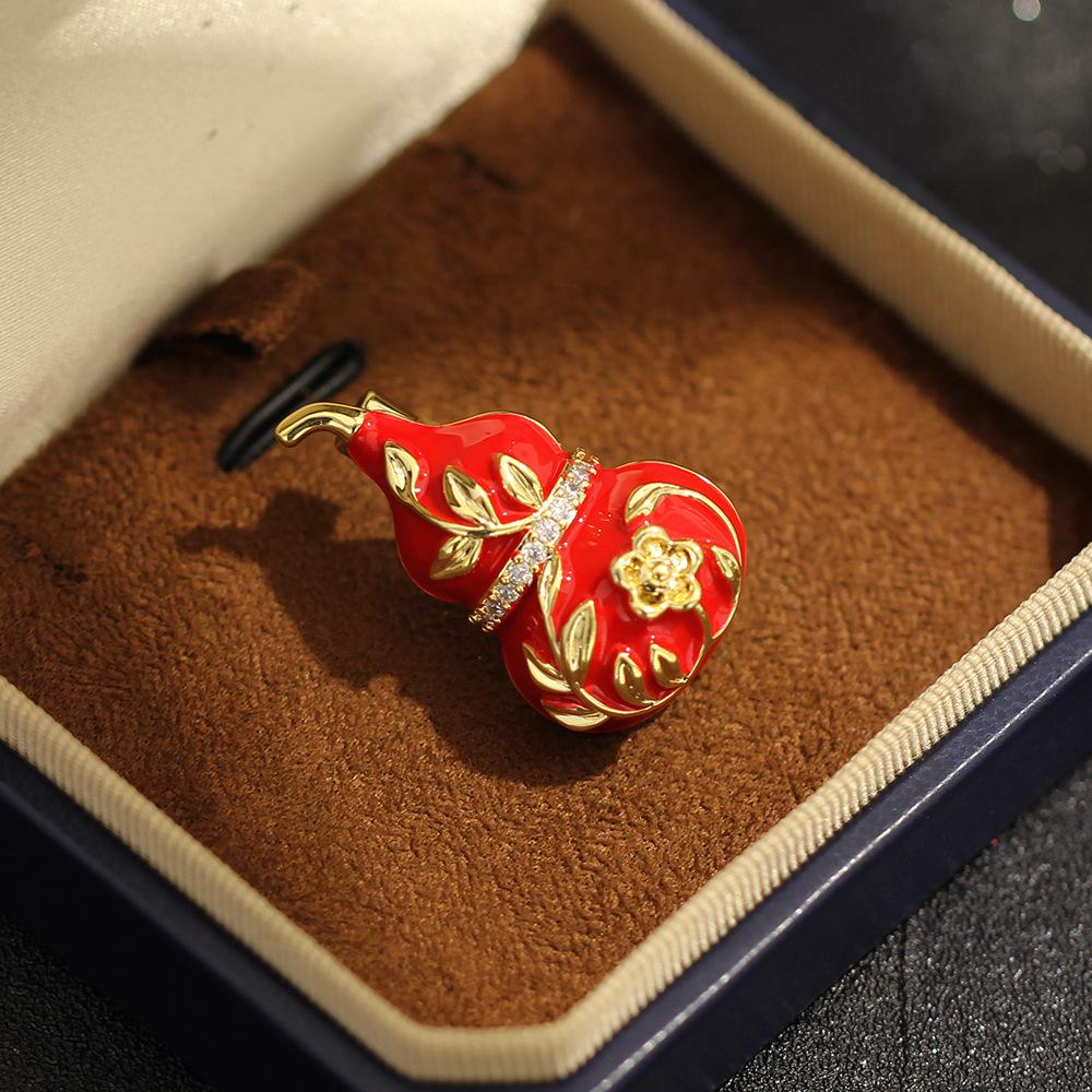 Nuovo stile cinese Capodanno rosso zucca rossa a goccia spilla elegante e squisita con diamanti oro peonia Fulu spilla