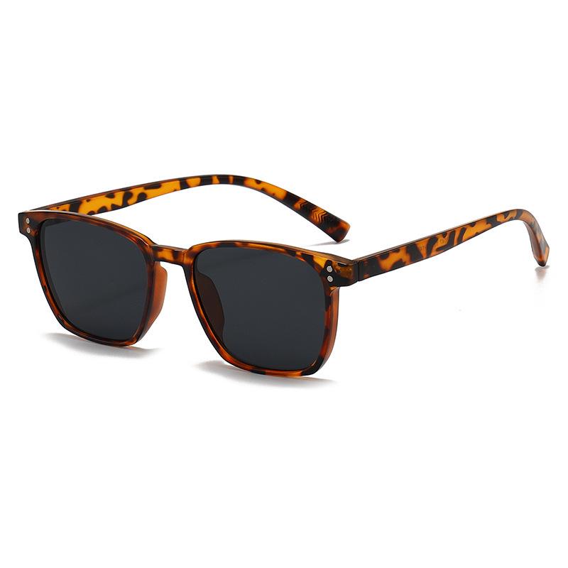 Retro Square Anti-Blue Light Sunglasses - Trendy UV Protection for Outdoor Use