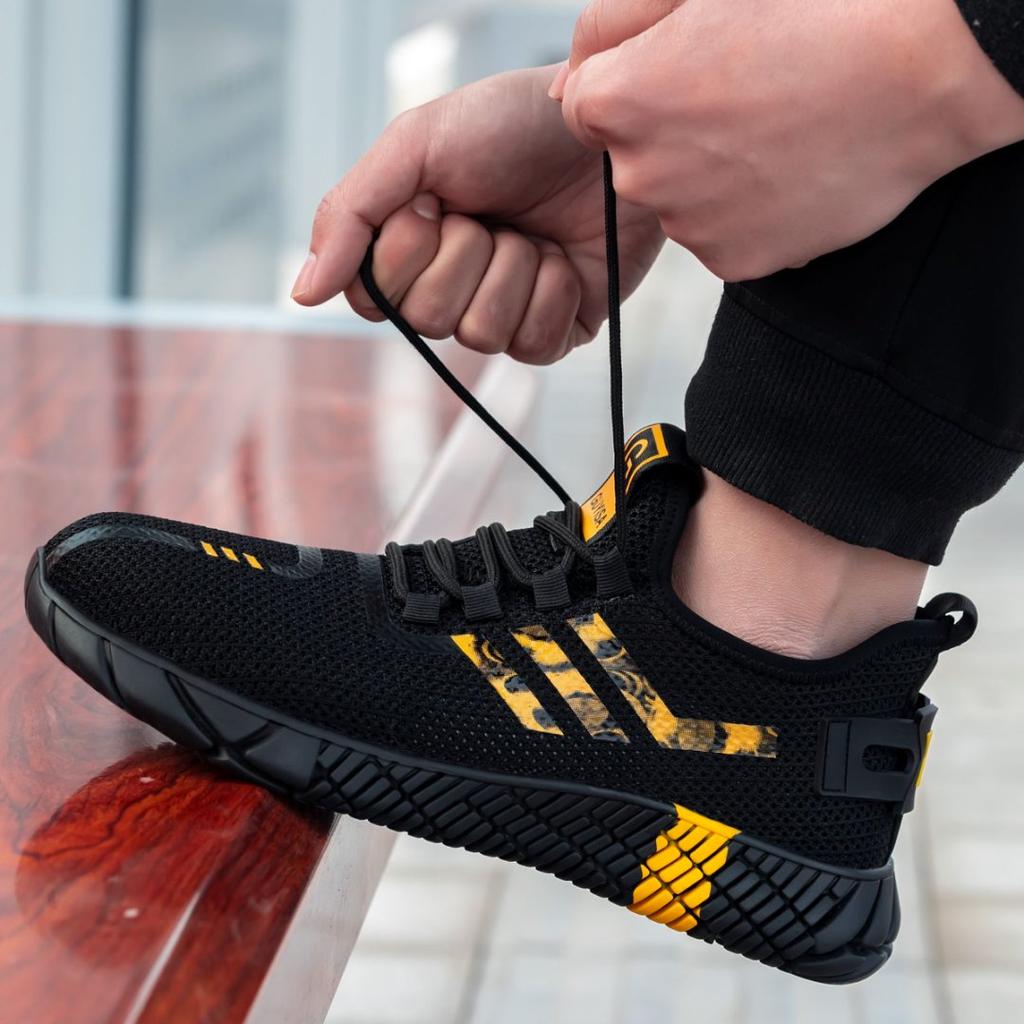 Fashion Summer Safety Shoes Steel Toe Work Shoes Mesh Breathable Work Sneakers for Men Women Lightweight Black Work Shoes Protective