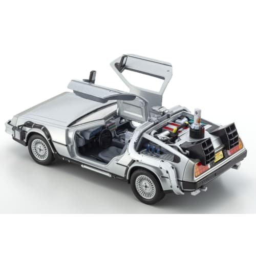 WELLY 1/24 DeLorean DMC-12 (BACK TO THE FUTURE II) Finished Product