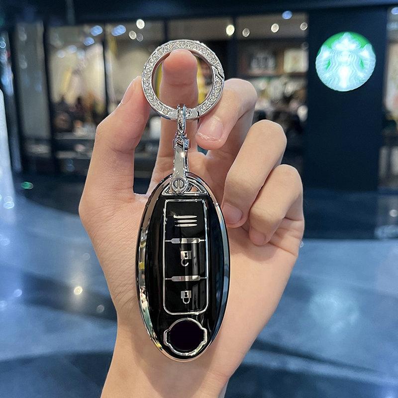 Tpu Car Key Case Cover For Nissan Qashqai X-Trail T32 T31 Juke J10 J11 Kicks Tiida Pathfinder Note For Infiniti Keychain