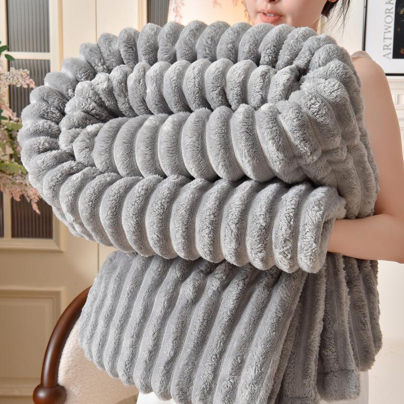 Rabbit Flannel Thickened Warm blanket for home bedroom Coral Fleece Blanket Office Light Luxury Air Conditioner Nap Blanket 150x200Cm