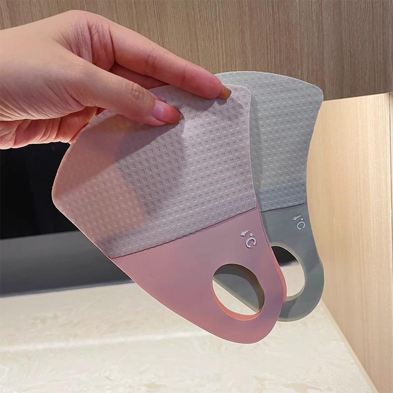 Women's 3D Ice Silk UV Protection Face Mask with Eye Corner Coverage for Summer.