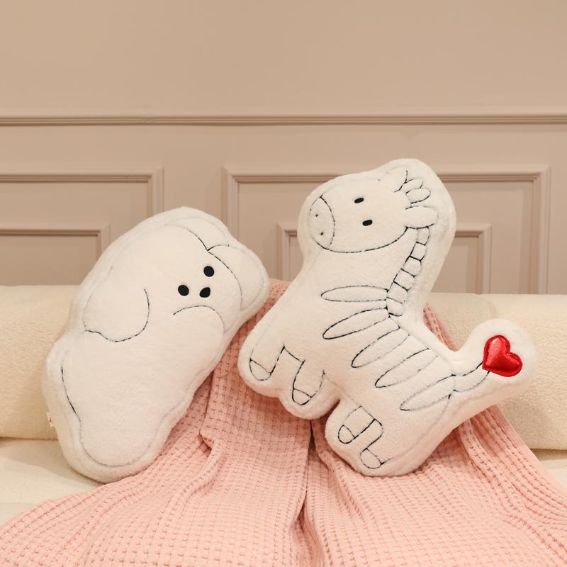 Non-Toxic Cartoon Line Pillow Stuffed Plush Toys Valentine'S Day Heart Cushion Home Decor Sofa Seat Pad Plushies Animal Doll Couch Pillow