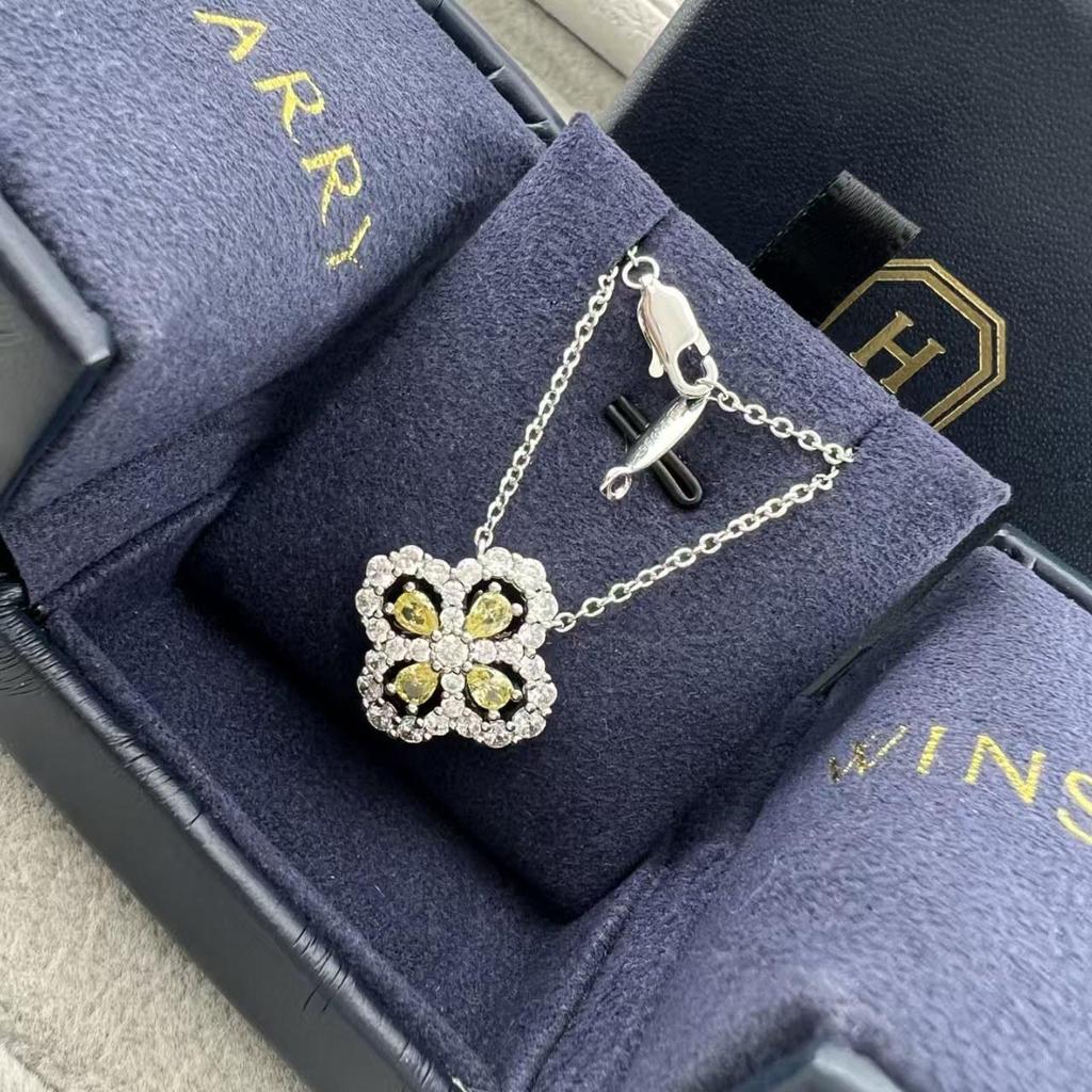 Luxury Diamond Inlaid Four-Leaf Clover Necklace - Gold Handmade Clavicle Chain for Women, As Seen On Xiaohongshu Socialites