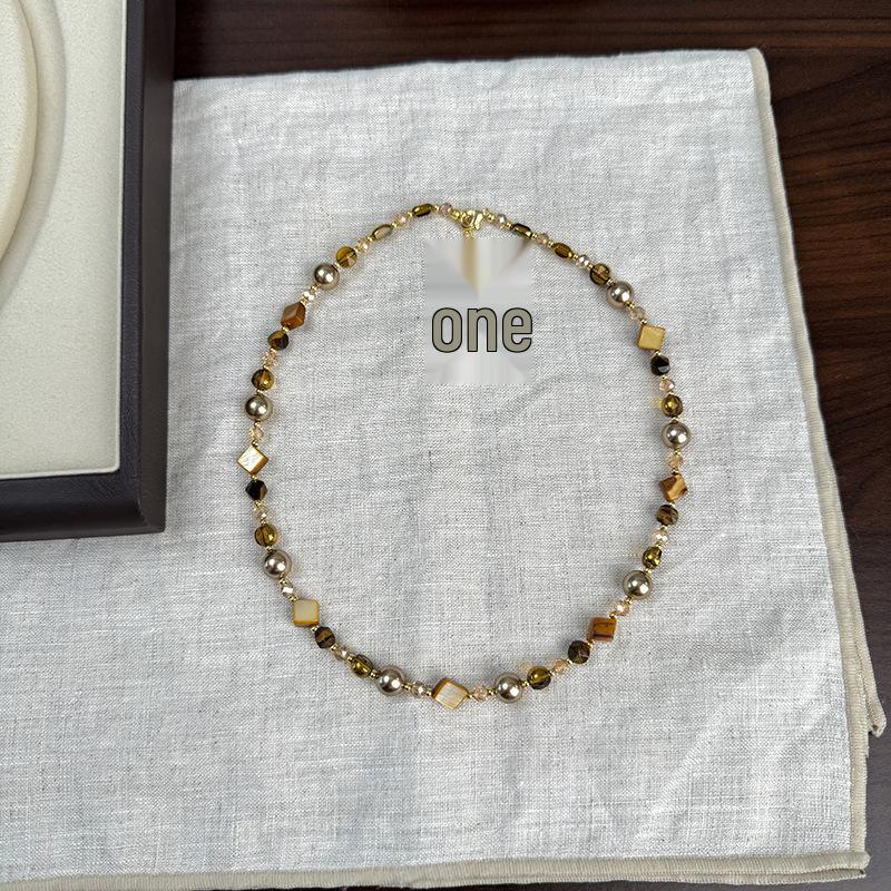 Elegant Tiger's Eye Beaded Necklace for Autumn and Winter