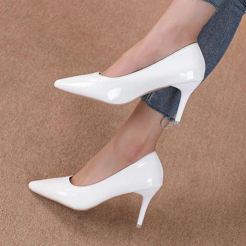 Fashion Red High Heels for Women's Sexy Fine Heel Pumps Fashion Party Plus Size 43 Pointed Toe Wed Shoes Patent Leather Dress High Heels