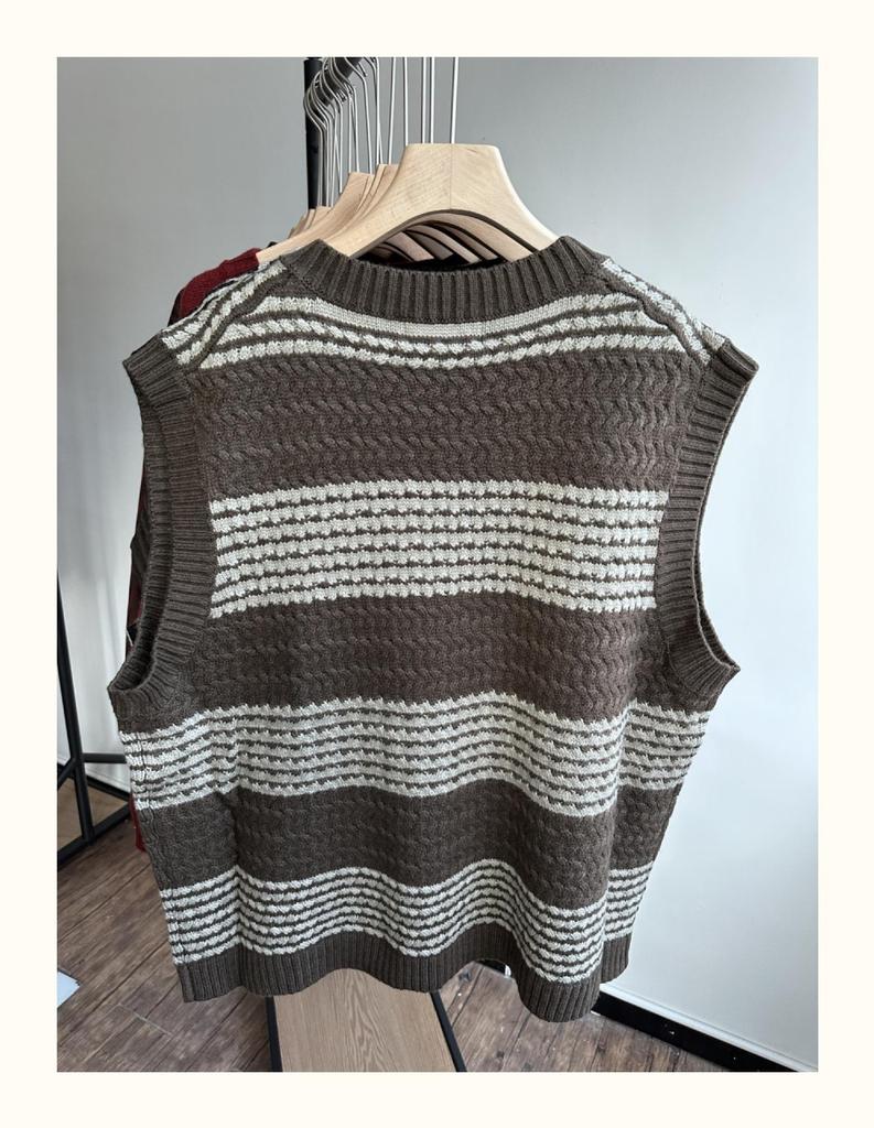 Xiao Wang's Winter Korean Style Plus Size V-Neck Striped Sweater Vest