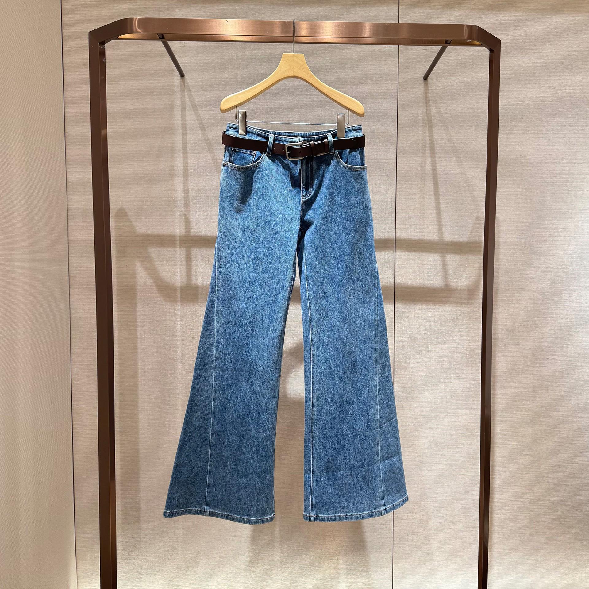 2026 Spring Mid-Waist Belted Micro-Flare Washed Denim Jeans S