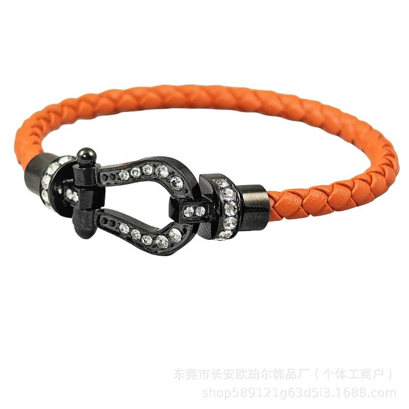 High-end Stainless Steel Full Brick Magnet Horseshoe Buckle Head Bracelet Gold-plated Diamond-encrusted Male and Female Couples Full Diamond Hand Rope