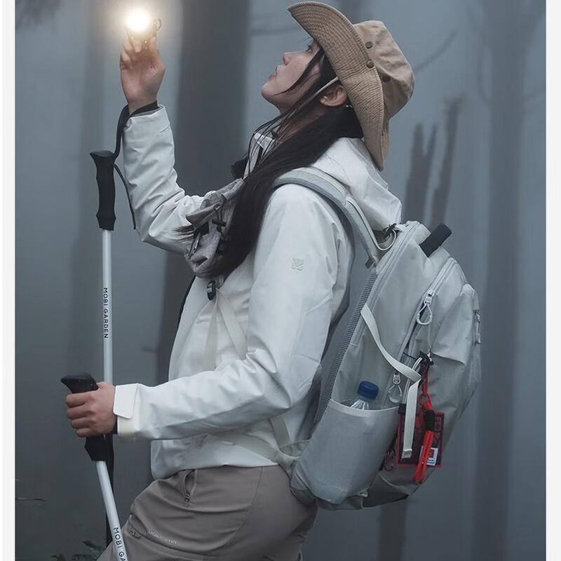 Mobi Garden 18L Lightweight Hiking & Travel Backpack