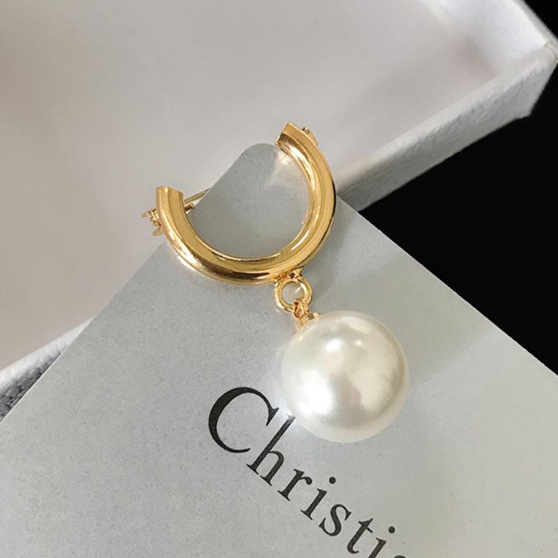 Broșă elegantă anti-expunere fără sudură pentru femei