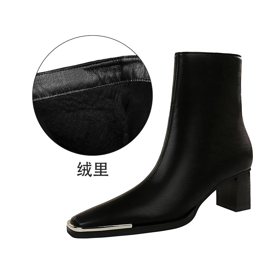 

C sexy and thin retro thick heel high heel metal decorative square head winter short boots women s boots 40