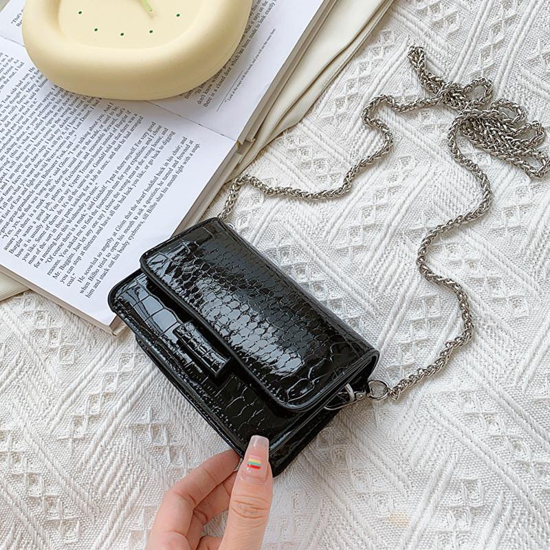 Chic And Stylish Crossbody Bag For Women With Car Stitching Details And Magnetic Closure