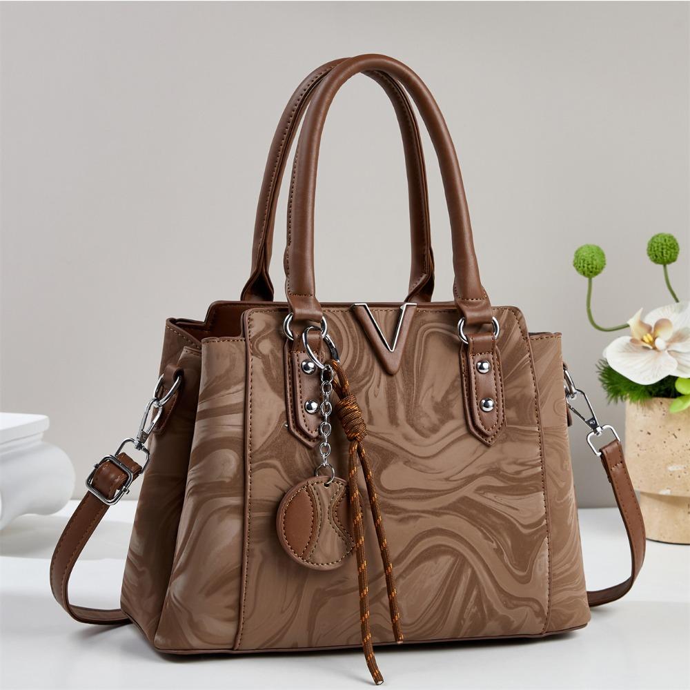 New Stylish Solid Color Structured Large Capacity Tassel Graffiti Shoulder Crossbody Bag For Women коричневый