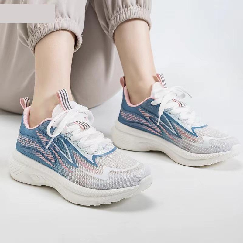 Sports women's shoes summer new leisure travel soft-soled running shoes color matching mesh