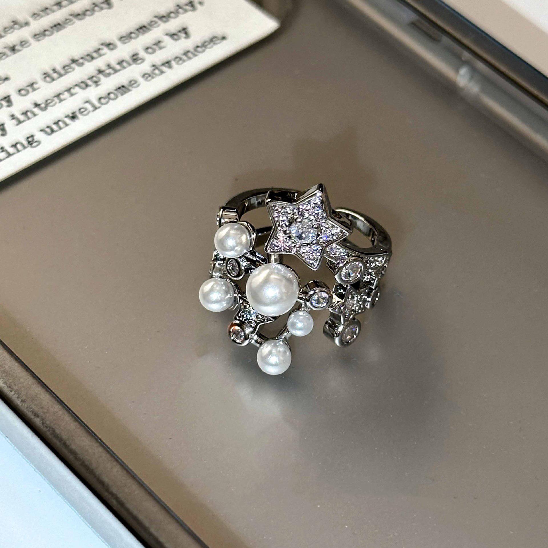 

Delicate Shining Zircon Star Rings for Women Luxury Imitation Pearl Hollow Opening Ring Temperament Engagement Jewelry Gifts