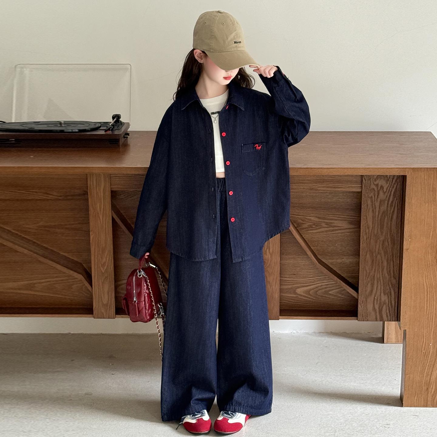 

Комплект для девочек 2025 года в корейском стиле: джинсовая куртка-кейп и брюки широкого кроя 140cm