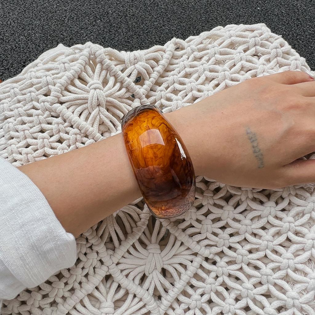 Y2K Boho Transparent Resin Acrylic Bangles for Women 2025 New Fashion Geometric Irregular Bracelet Aesthetic Jewelry