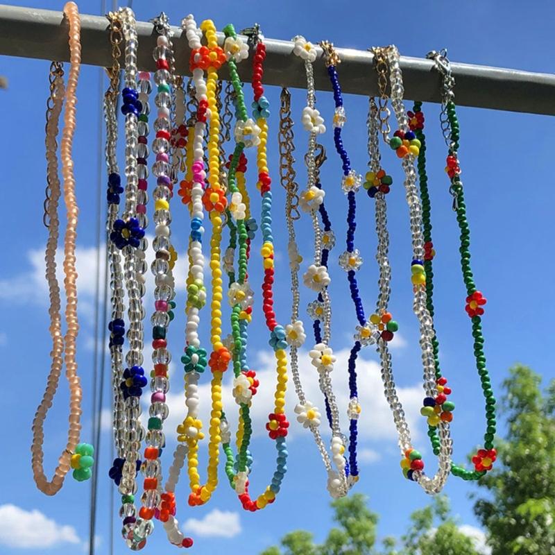 Colorful  Beaded Daisy Flower Choker Necklace Ajdustable Chain Clavicle for Women Girls Cute Handmade Boho Jewelry
