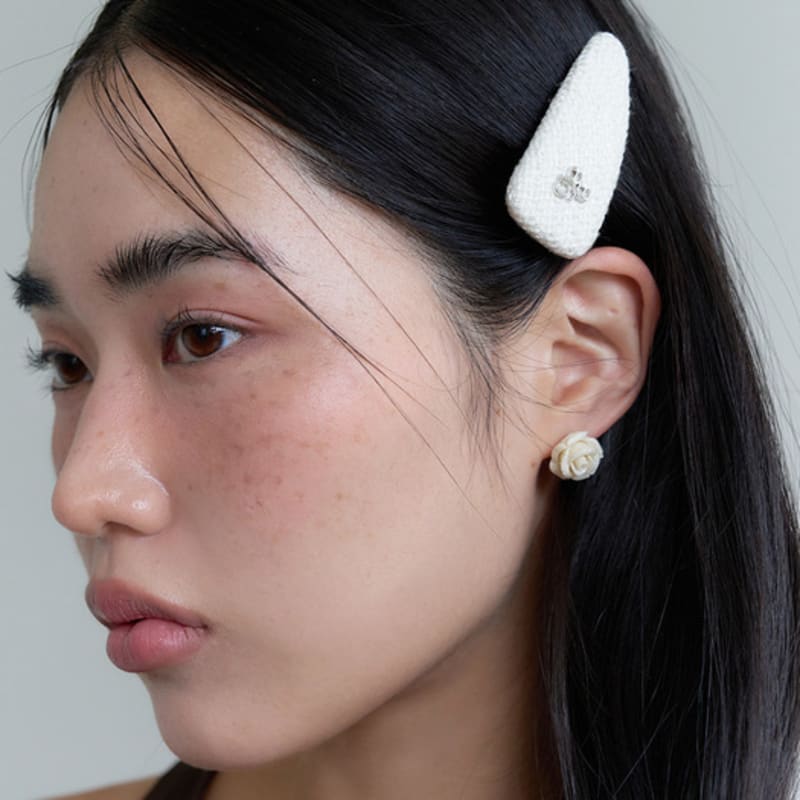 

geegee tweed logo hair pin - ivory IVORY