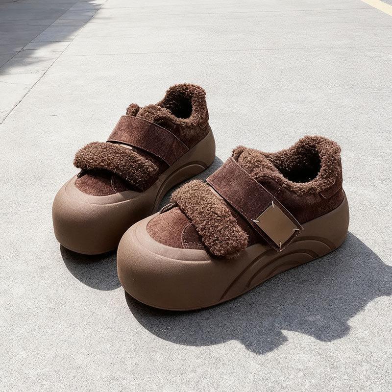 

Maillard brown warm fluffy shoes women s 2025 autumn and winter new velvet warm big cotton shoes ugly cute sports shoes 40